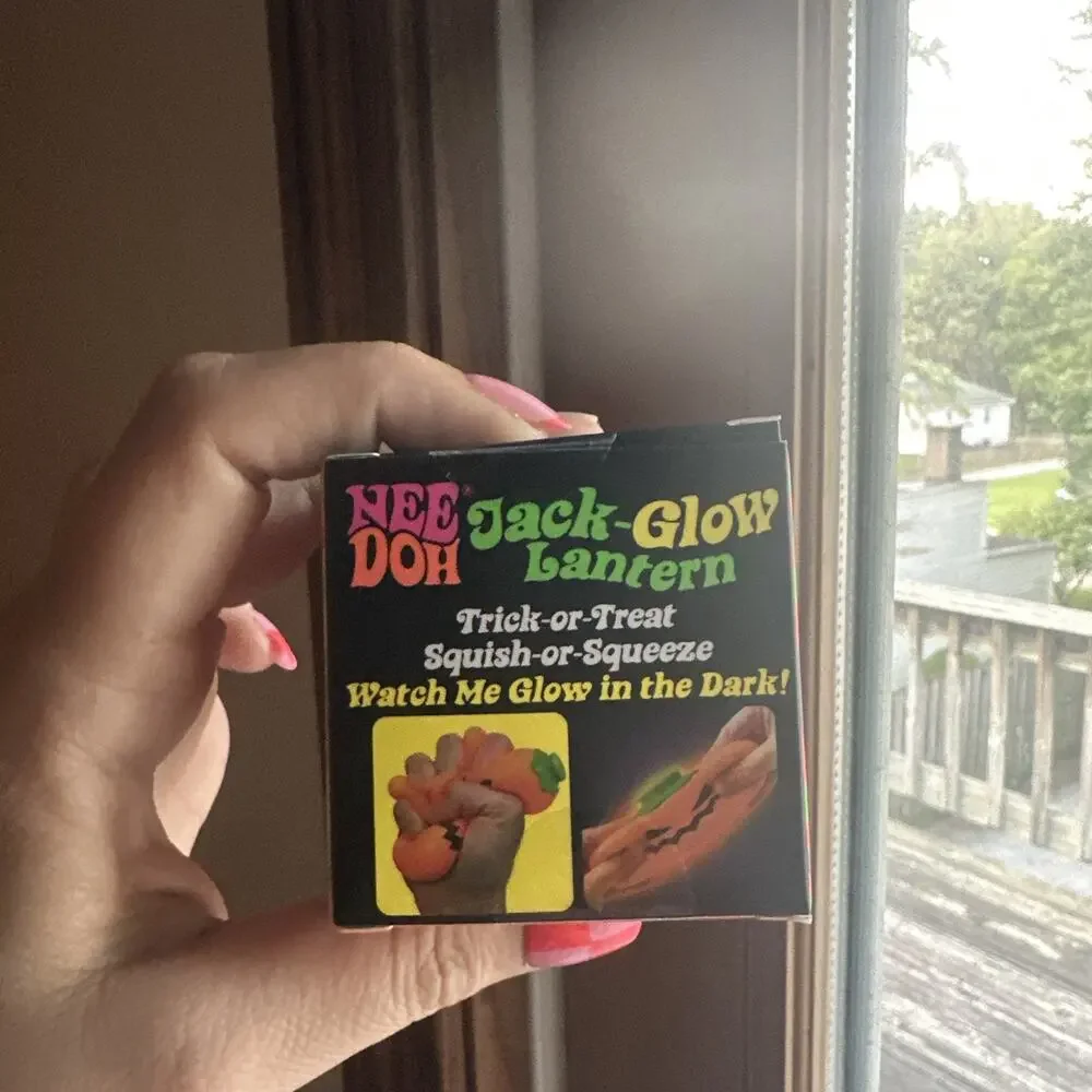 Needoh Jack-Glow Lantern Pink Glow In The Dark Halloween Authentic Schylling